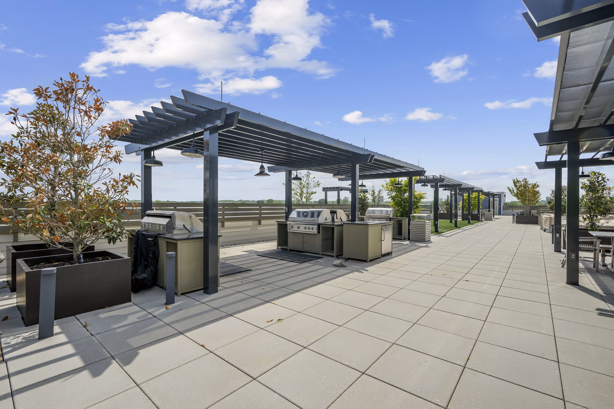 Patio at The Park at Woodbridge Station Apartments