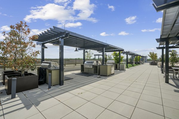 Patio at The Park at Woodbridge Station Apartments