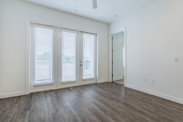 living room at Cadence Creek at Gosling Apartments