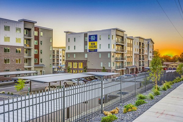 building/exterior at Bravada 193 Apartments