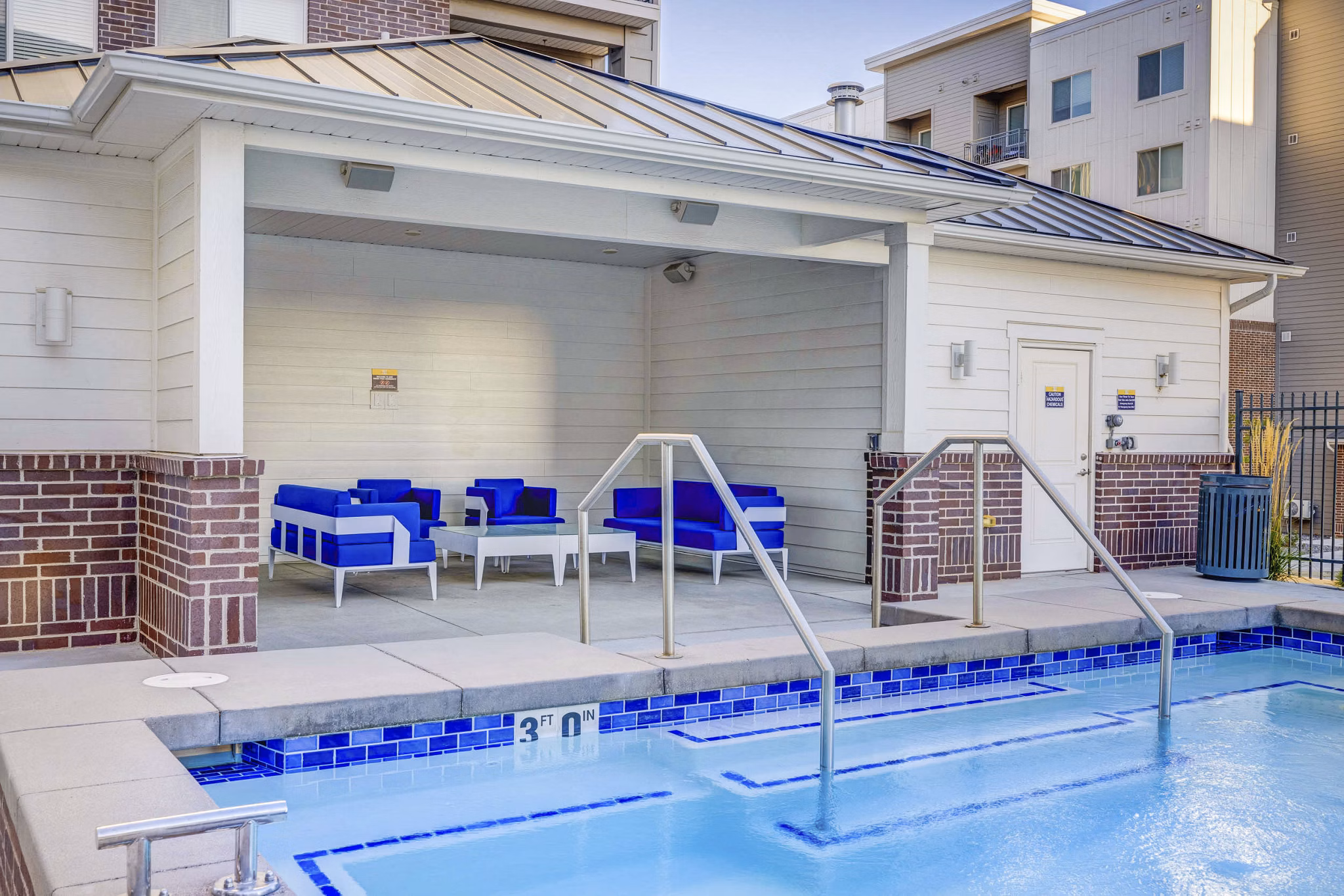 pool at Bravada 193 Apartments