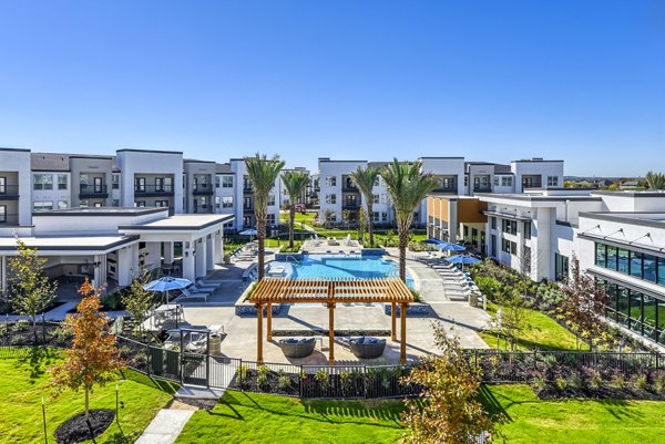 Moderno Apartments: Contemporary architecture luxury apartments in city center