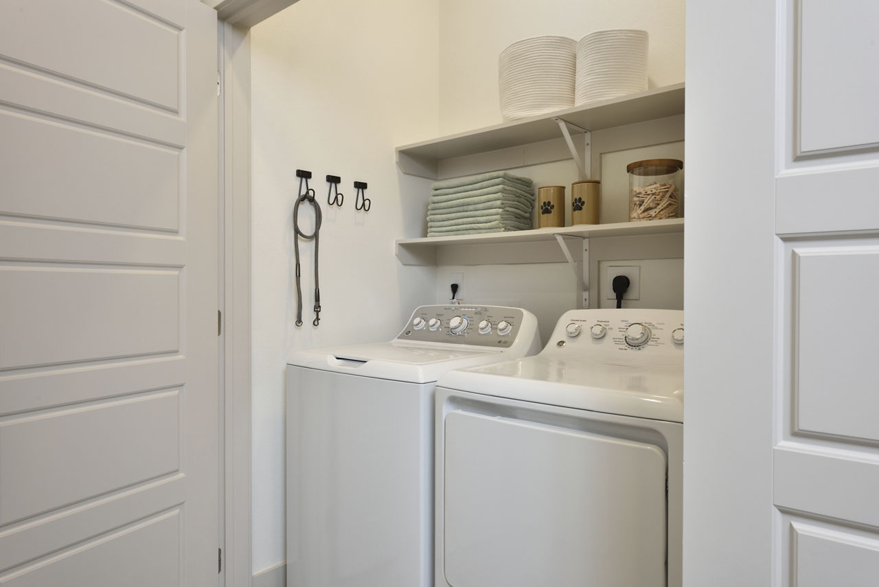 Laundry room at The Flats At West Alabama (2 of 2)