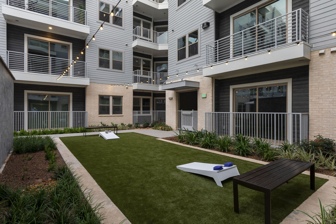 The Flats At West Alabama Houston Tx 2 of 12