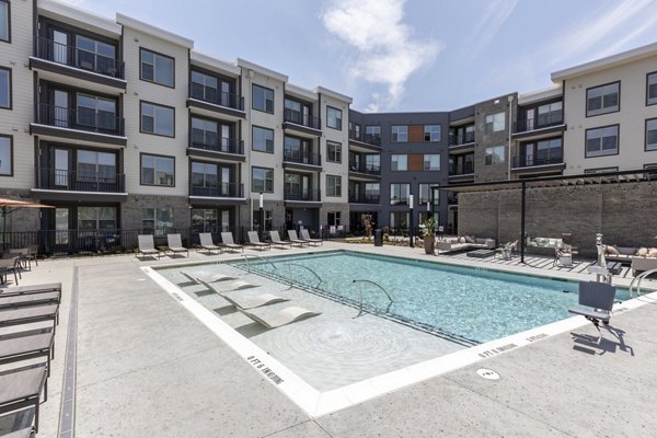 pool at Solis Hills Apartments