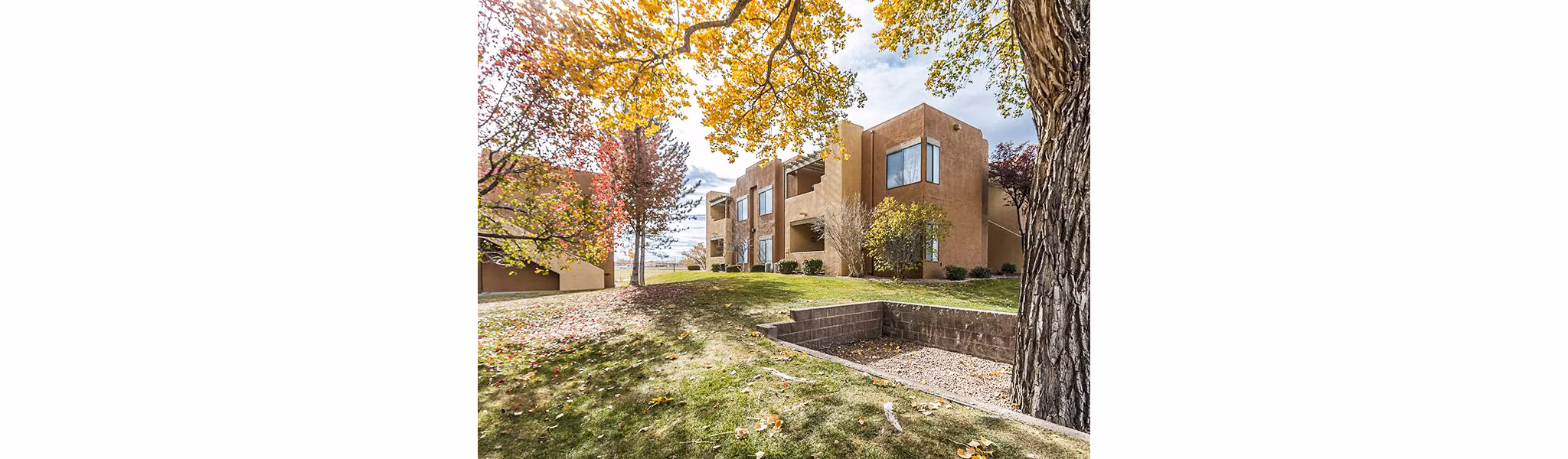 San Miguel Del Bosque: Elegant of luxury apartments surrounded by lush landscape