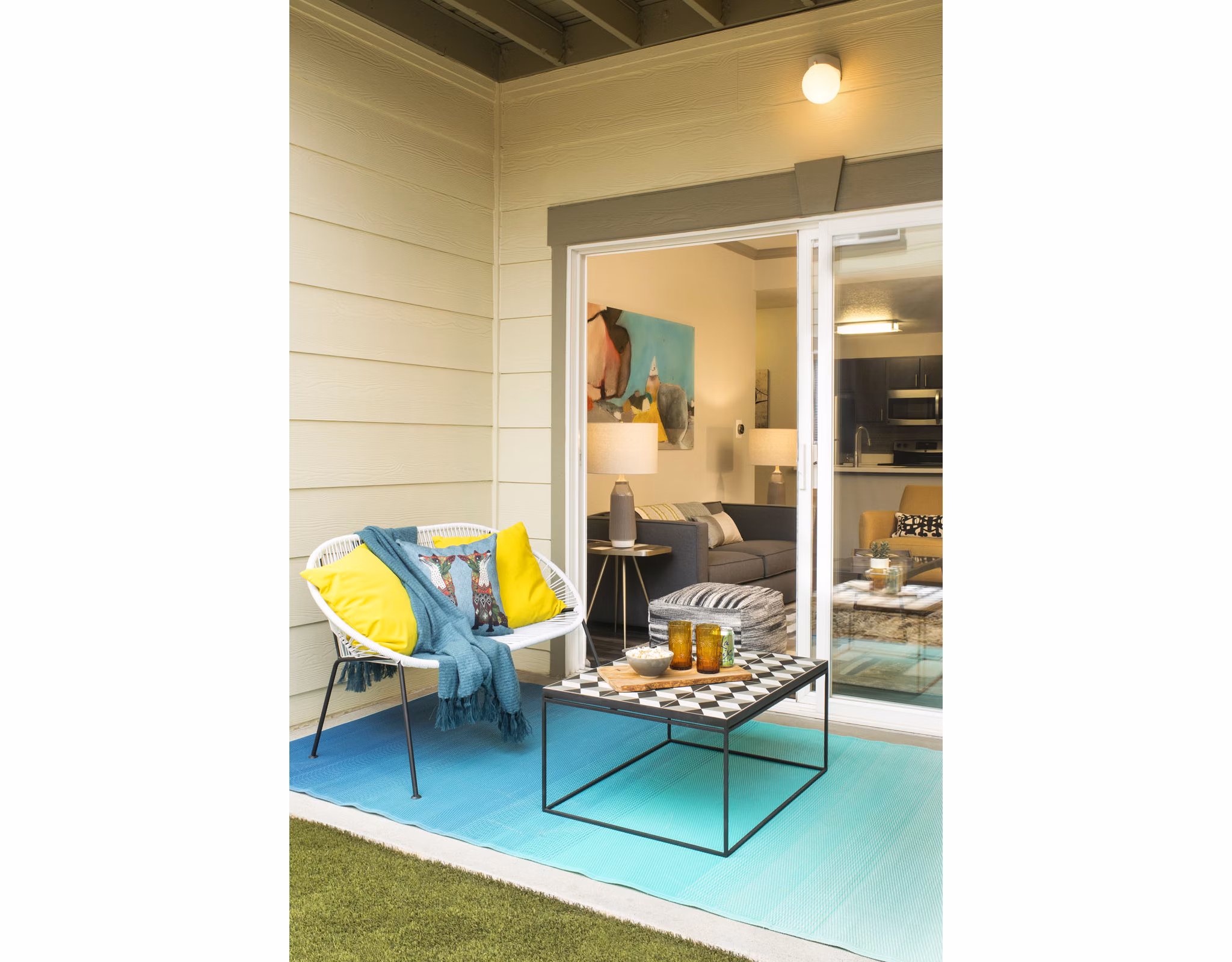 patio area at Highline at Cherry Creek Apartments