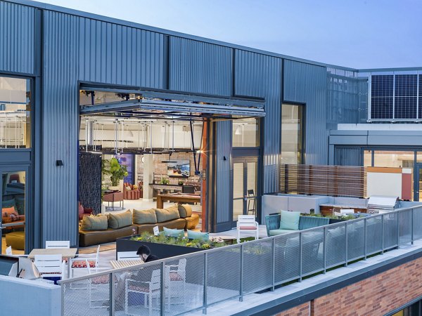 rooftop deck at Market House Apartments