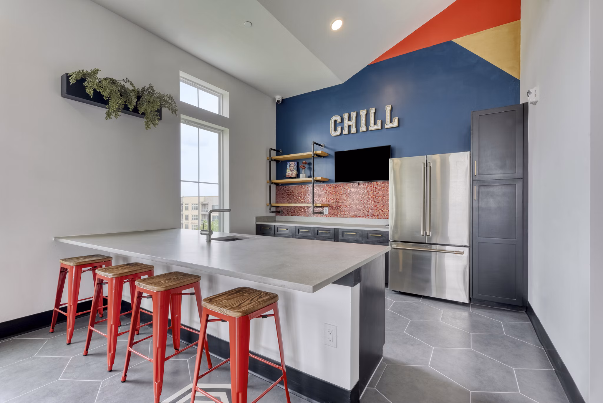 Stylish clubhouse with modern decor at Art House SATX luxury apartments