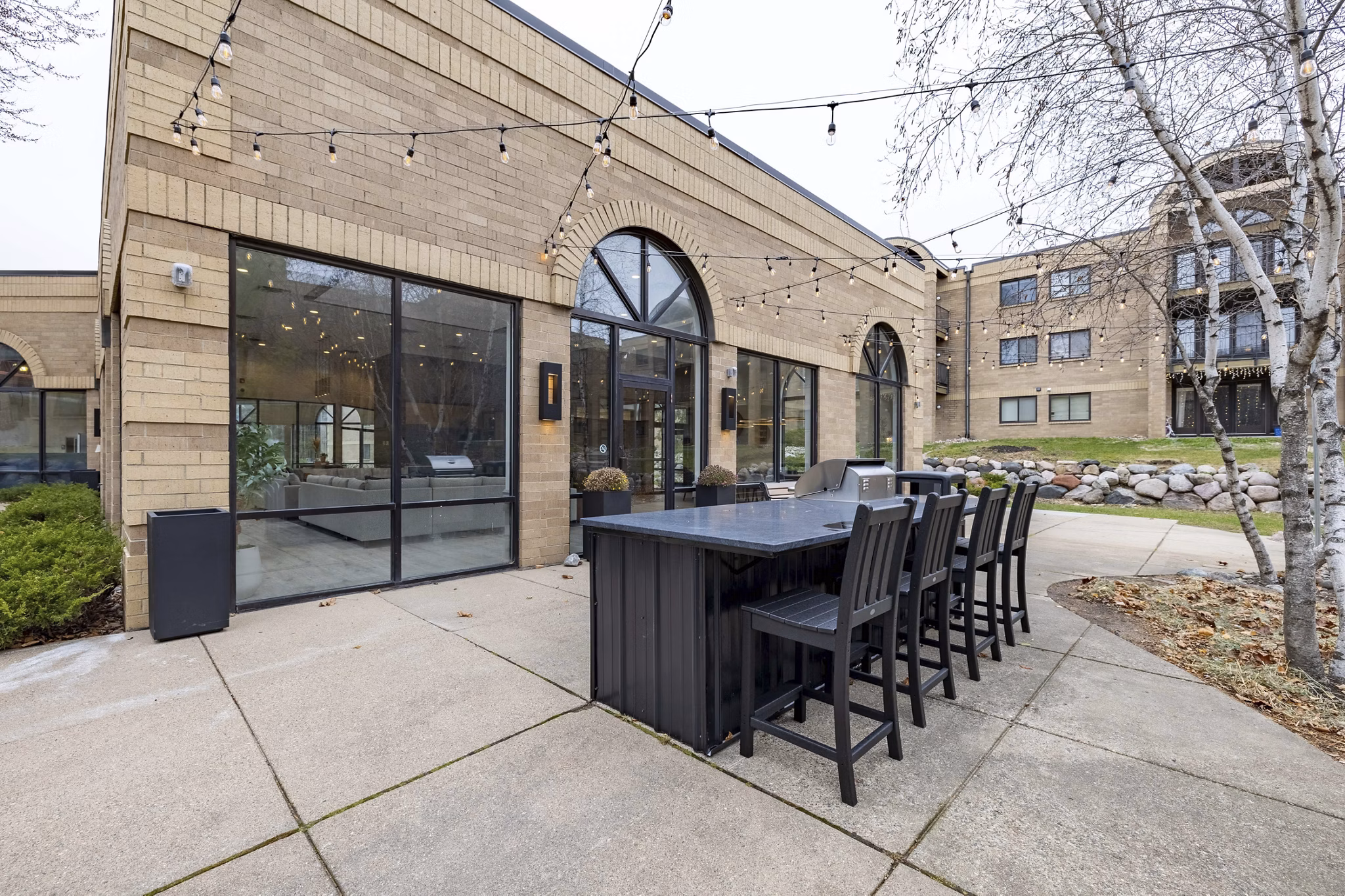 grill area at Avana Minnetonka Apartments 