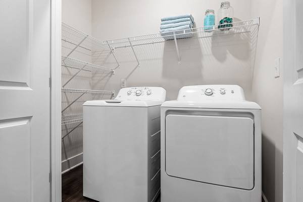 laundry room at Encore at Heritage Apartments