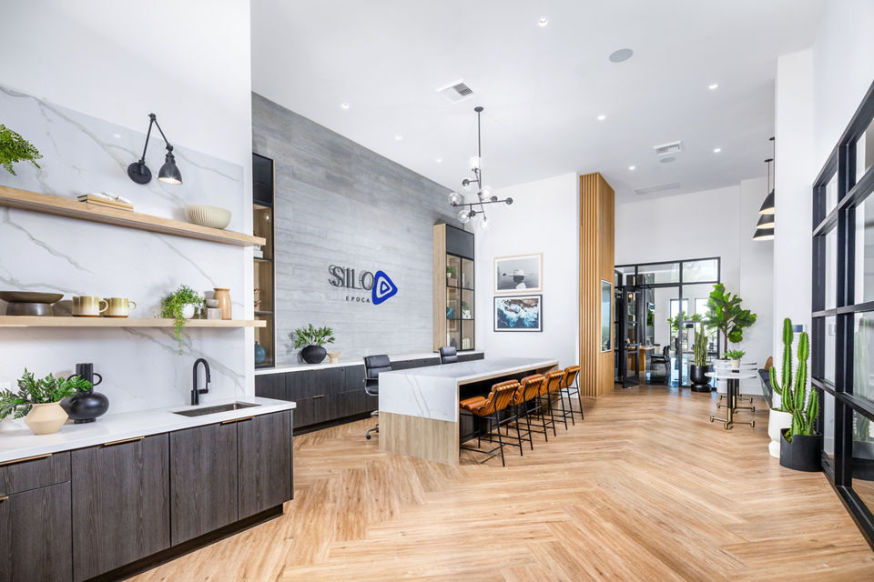 Sophisticated clubhouse lobby with modern furnishings at Silo Apartments