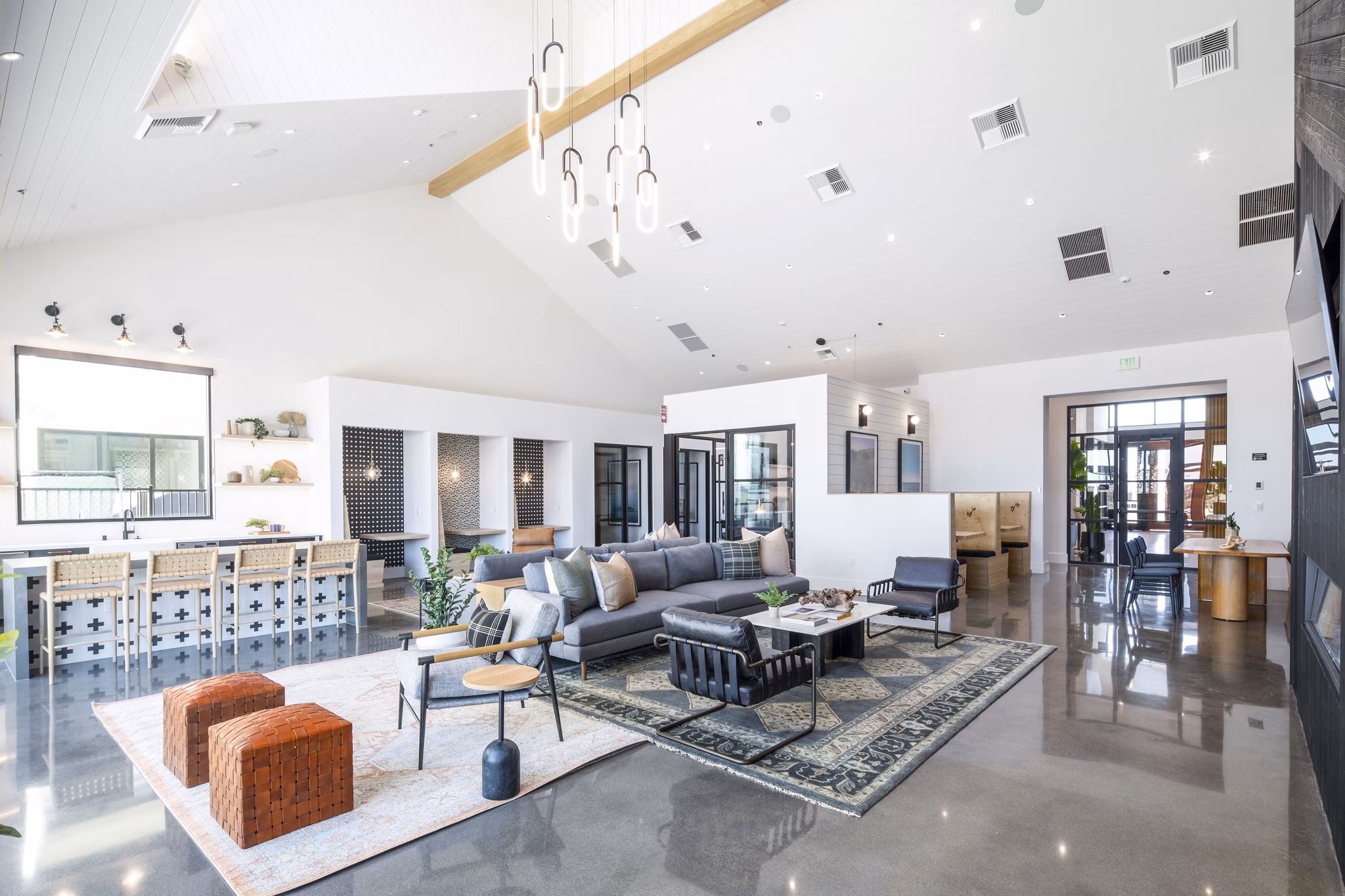 Stylish clubhouse lobby with modern decor at Silo Apartments