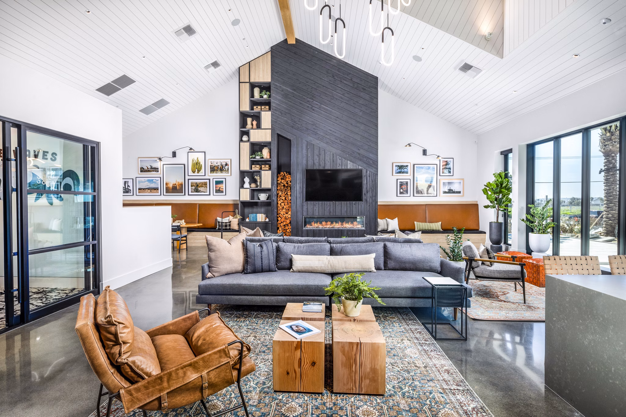Sophisticated clubhouse lobby with modern decor at Silo Apartments