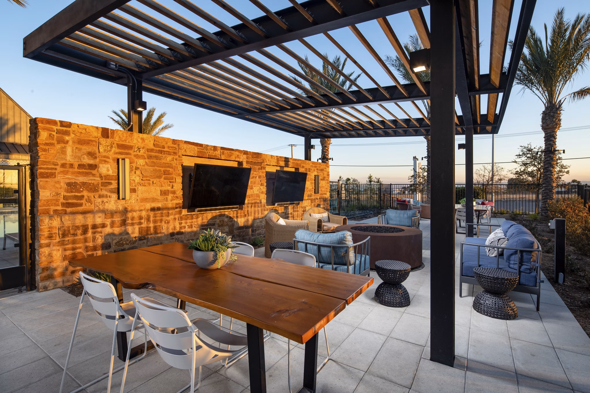Relaxing patio with stylish seating at Silo Apartments