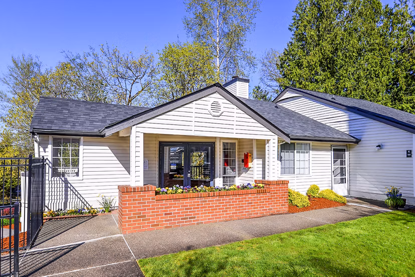 Capitol Heights Apartments: Clubhouse and leasing office with modern design and stylish decor