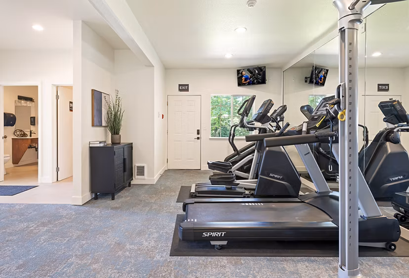 fitness center at Overlander Apartments