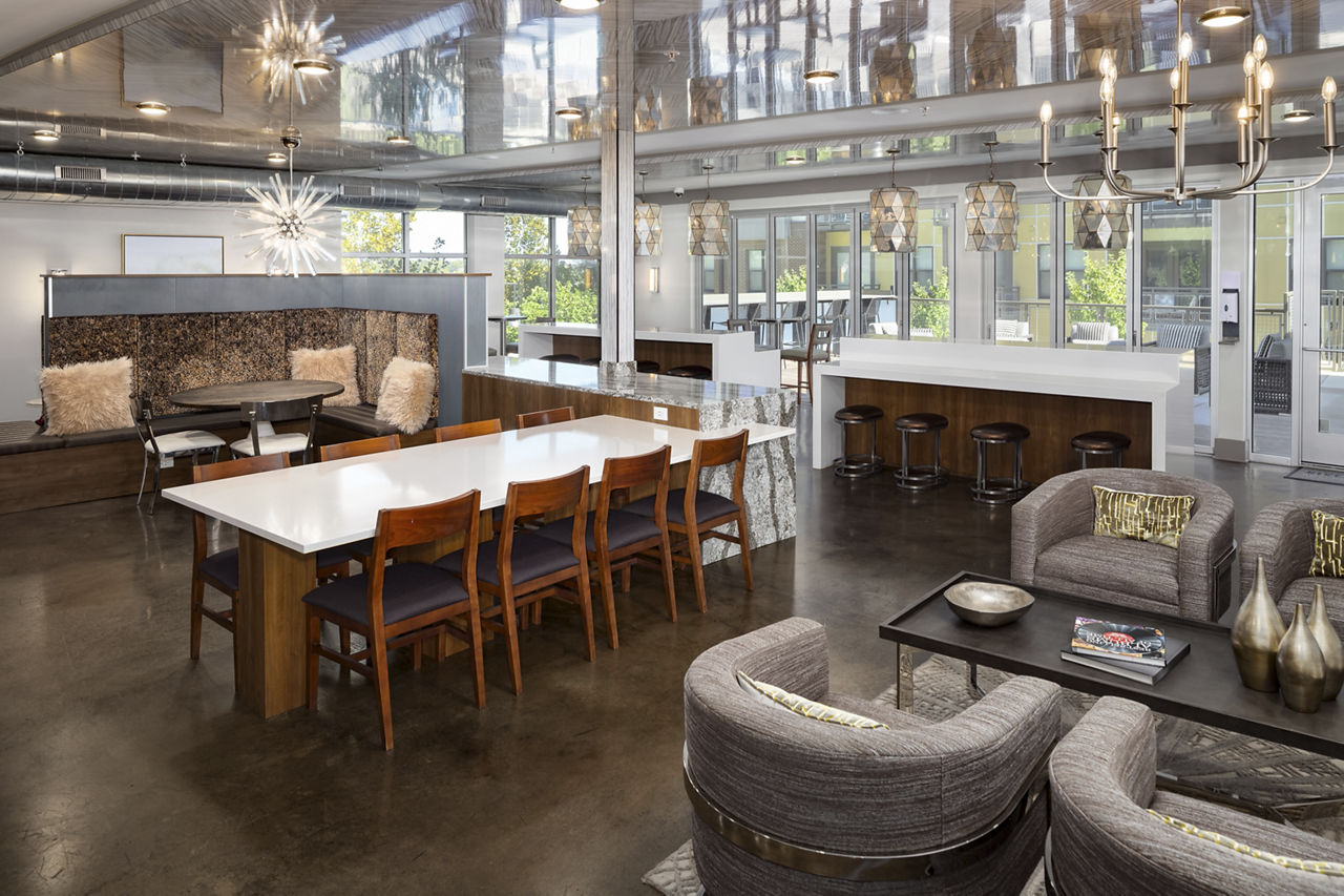 Lobby at River House Apartments (4 of 5)