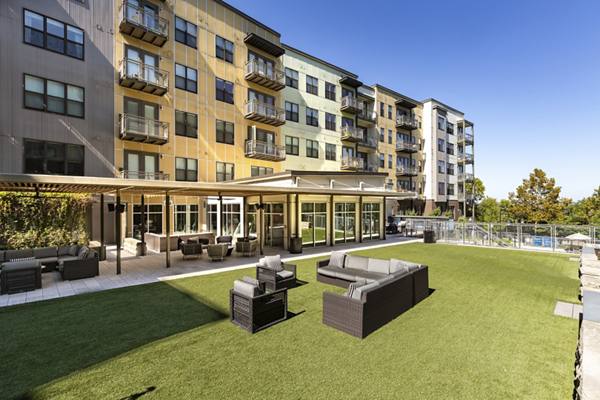 dog wash station at River House Apartments
