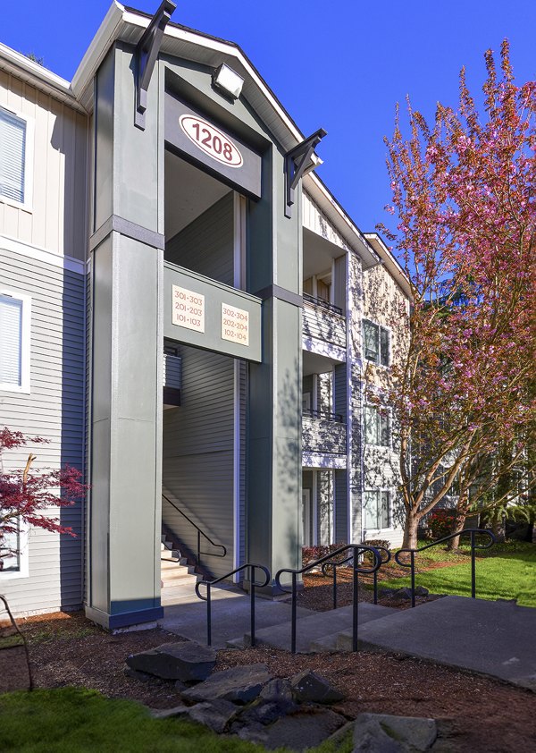 The Dakota Apartments: Elegant of luxury apartments in downtown Denver