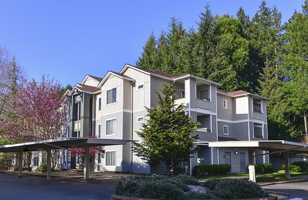 The Dakota Apartments: Elegant brick luxury apartments in an upscale neighborhood