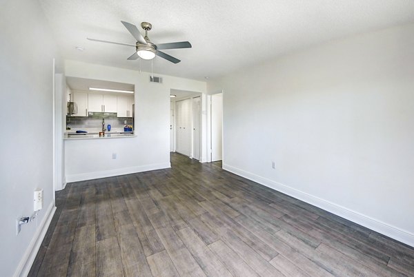 Spacious living room featuring modern furnishings at 7 West Apartments