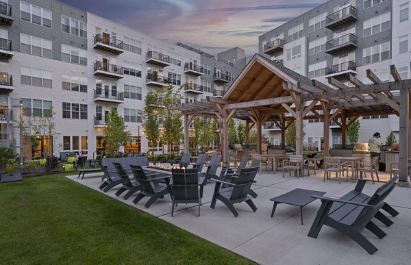 courtyard at The Burrow Apartments