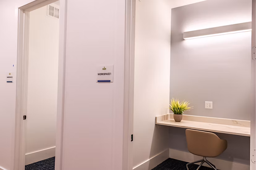 Elegant clubhouse with modern amenities at Grand Cypress Apartments: Luxury living at its finest