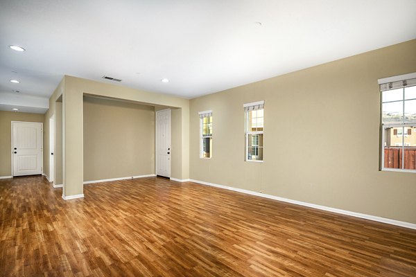 living room at Jackson Pointe 111 Apartments