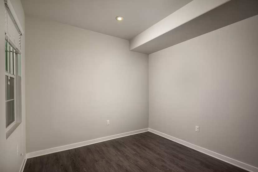 Modern dining area with elegant lighting and contemporary furnishings in Lakeview 88 Apartments