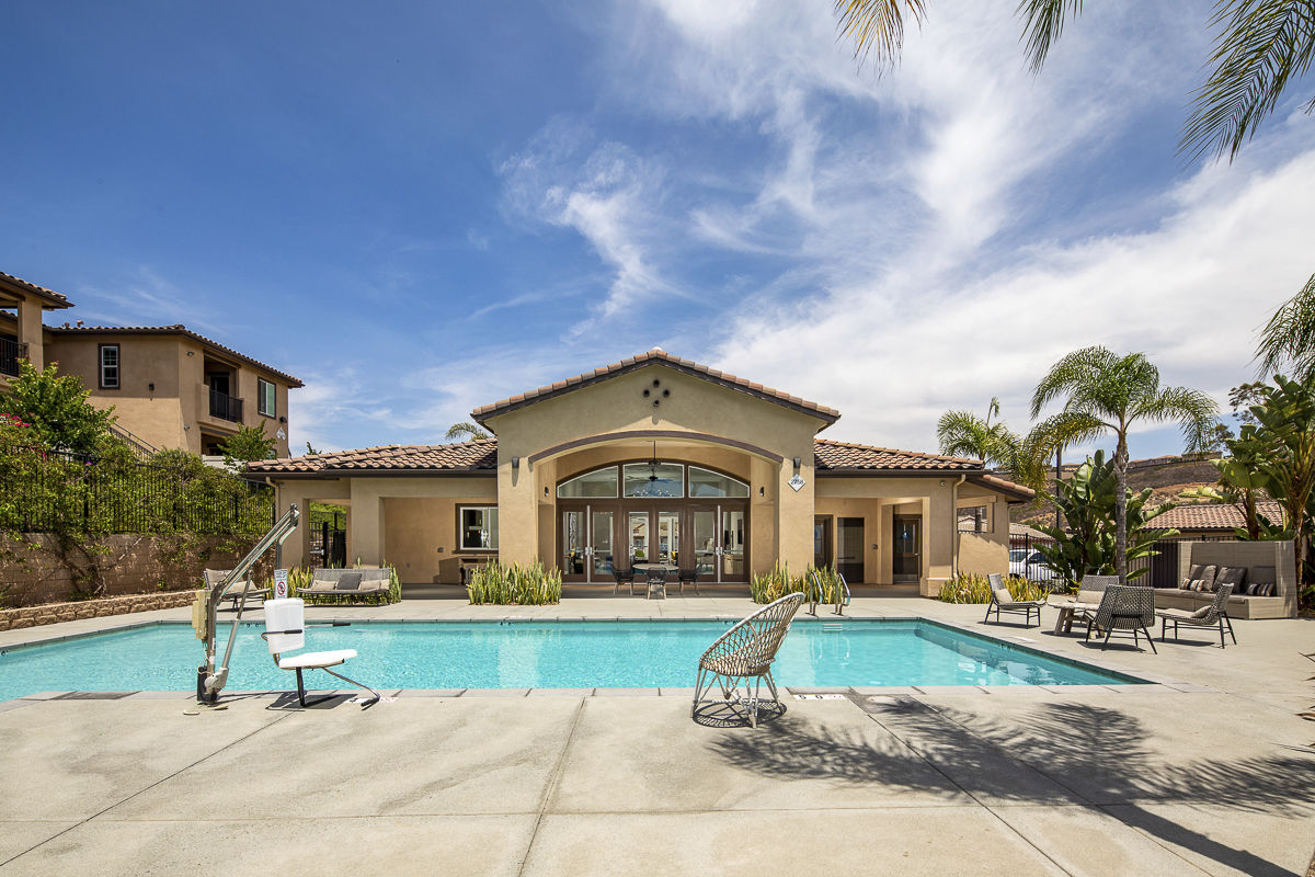 Lakeview 88 Apartments San Diego Ca 5 of 12