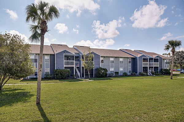 exterior at Lake Pointe Apartments