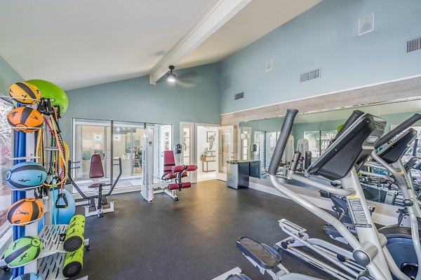 State-of-the-art fitness center with modern equipment at Lake Pointe Apartments