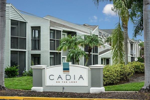 exterior at Cadia on the Loop Apartments 