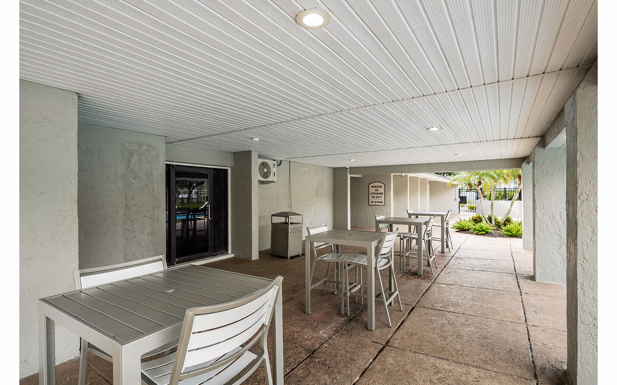 clubhouse at Cadia on the Loop Apartments 