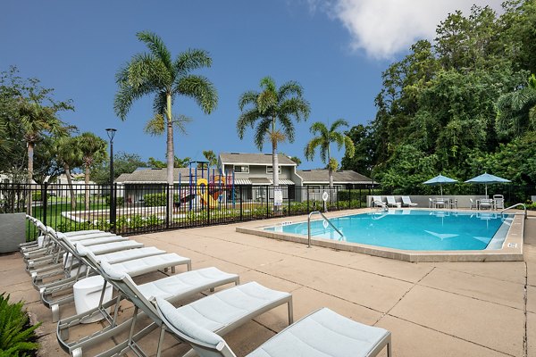 pool at Cadia on the Loop Apartments 