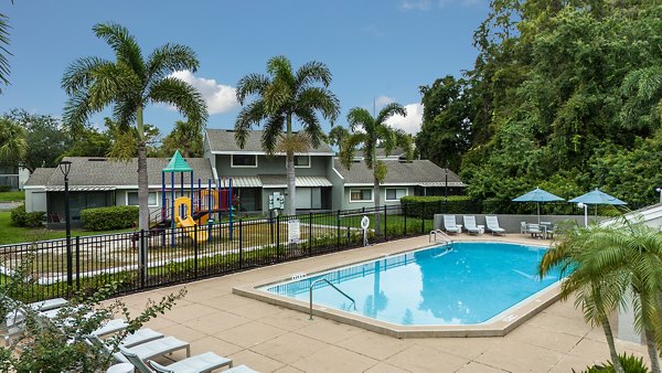 pool at Cadia on the Loop Apartments 