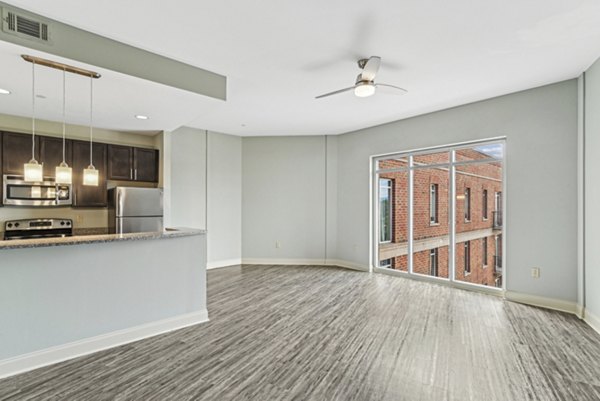 dining room at Rivers Edge Apartments