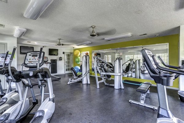 fitness center at Williamsburg Apartments