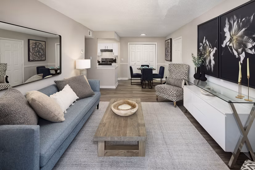 living room at Williamsburg Apartments 