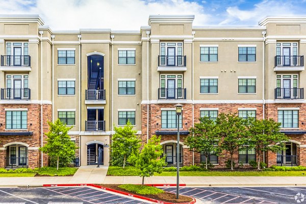 Riverwalk Apartments