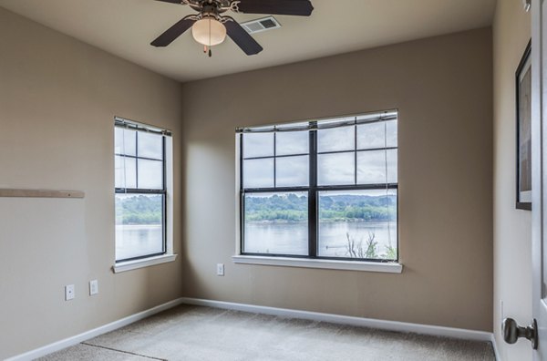 Riverwalk Apartments