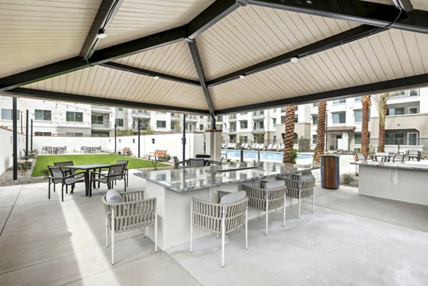grill area/patio at Overture North Scottsdale Apartments