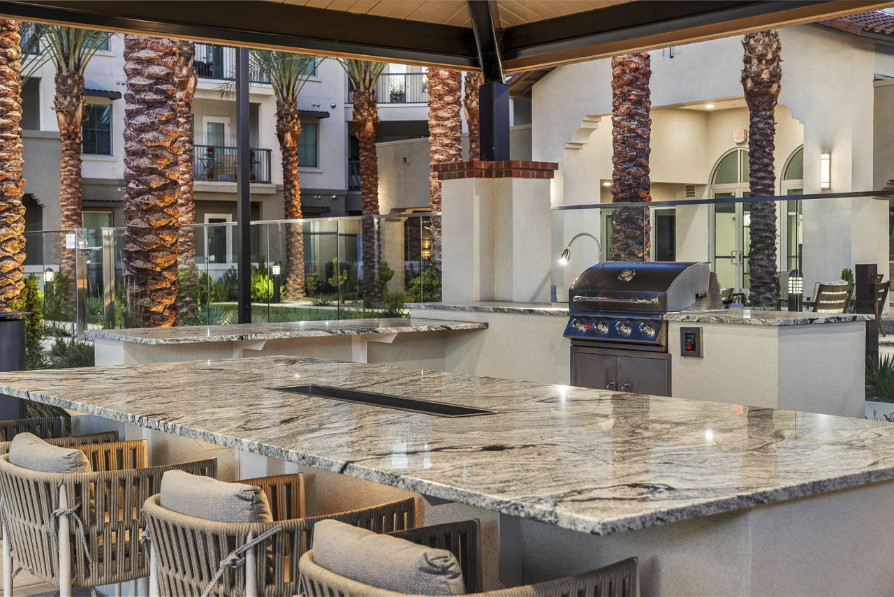 Grill area at Overture North Scottsdale (4 of 5)