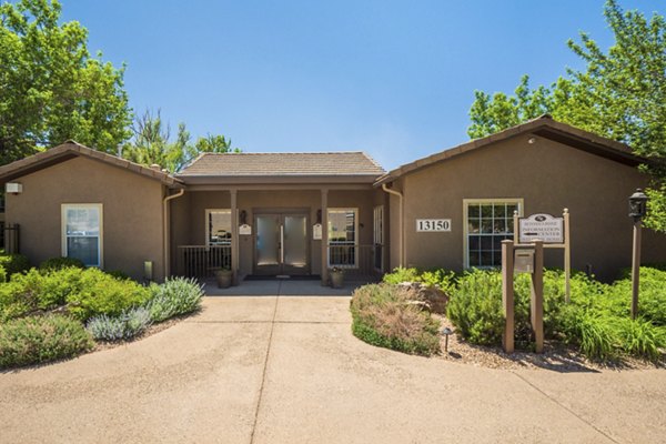 exterior floor plan at Hunters Ridge Apartments