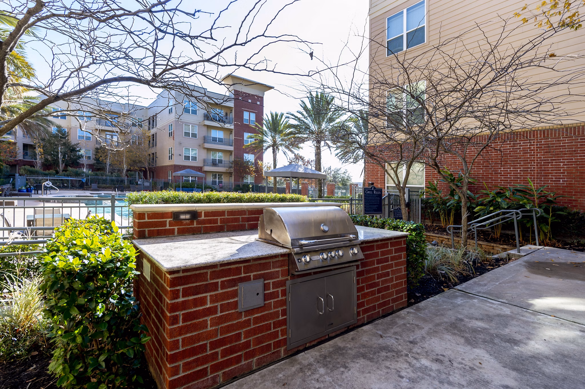 Regard at Med Center: State-of-the-art recreation room with entertainment options for residents