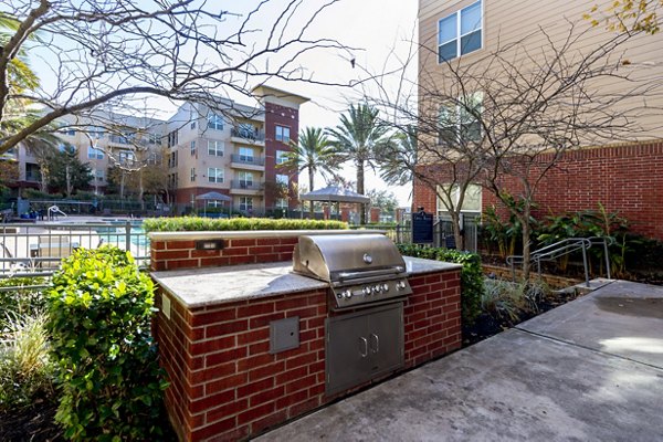 Regard at Med Center: State-of-the-art recreation room with entertainment options for residents
