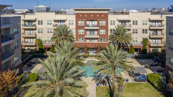 Regard at Med Center Apartments: Scenic courtyard view of luxury apartments in the medical district, perfect for urban living
