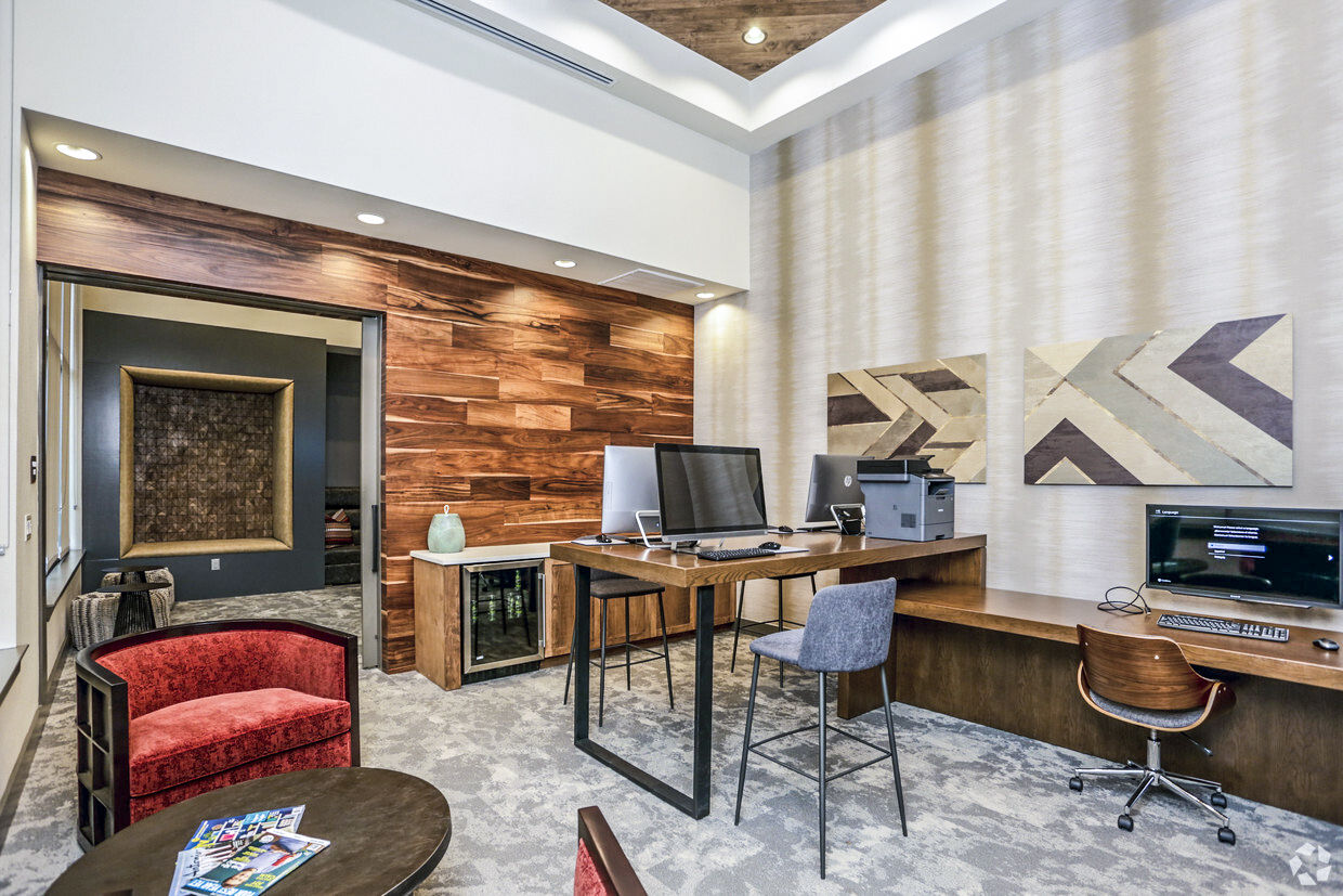 Work space at Trunorth At Bulverde