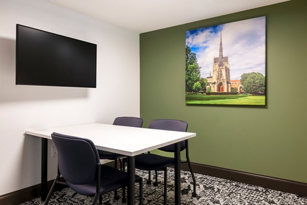 Modern meeting facility with advanced tech at The Accolade on Chestnut Apartments, perfect for business gatherings and collaborations